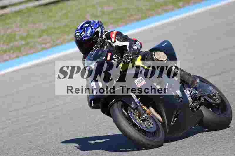 /Archiv-2025/02 28.-31.01.2025 Moto Center Thun Jerez/rot-red/91